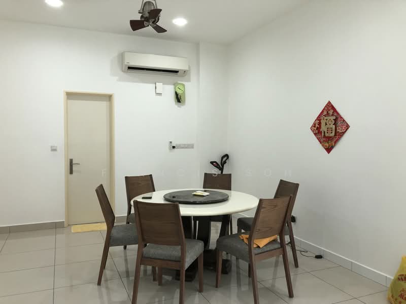 Rumah Berkembar untuk Dijual di Taman Damai Utama (Bandar Kinrara) - Francis Soh - Dining Room - PropertyGuru.com.my