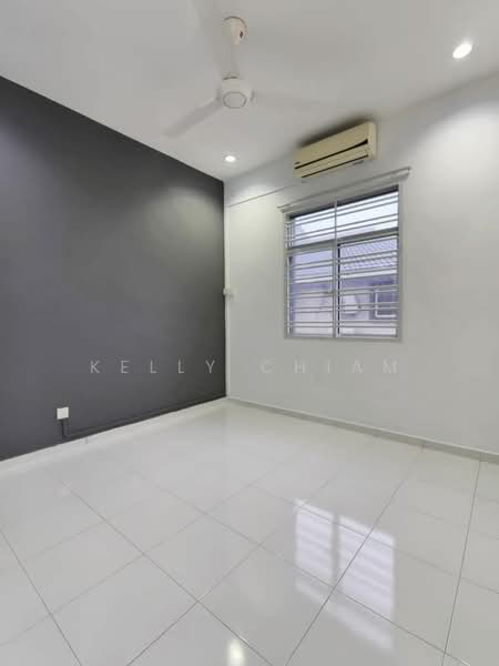 2-storey Terraced House for Rent in Setia Tropika (Johor Bahru) - Kelly Chiam - Bedroom - PropertyGuru.com.my