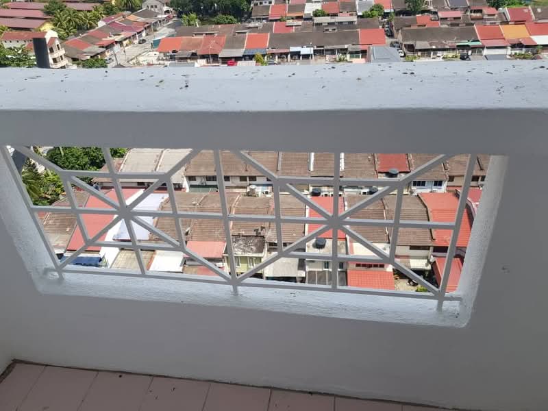 Condominium for Rent at Pelangi Indah Condominium - Kew . - Exterior - PropertyGuru.com.my