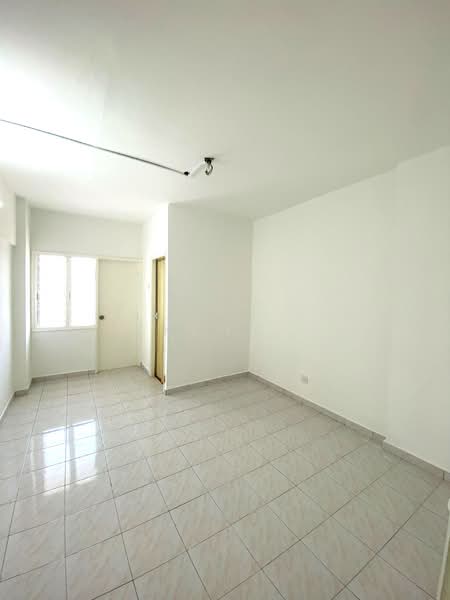 Condominium for Rent at Pelangi Indah Condominium - Kew . - PropertyGuru.com.my