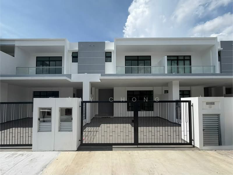 Rumah Teres untuk Dijual di Bandar Putra (Kulai) - May Chong - Exterior - PropertyGuru.com.my