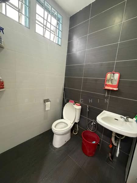 Rumah Teres 2 Tingkat untuk Dijual di Skudai (Johor) - Pierre Chin - Bathroom - PropertyGuru.com.my