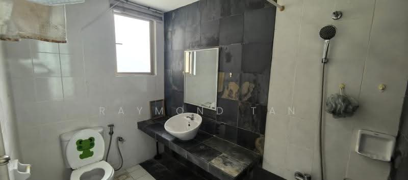Service Residence for Rent at Ritze Perdana 1 - Raymond Tan - Bathroom - PropertyGuru.com.my