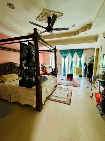 2-storey Terraced House for Sale in Klang (Selangor) - Hairi Halim - PropertyGuru.com.my