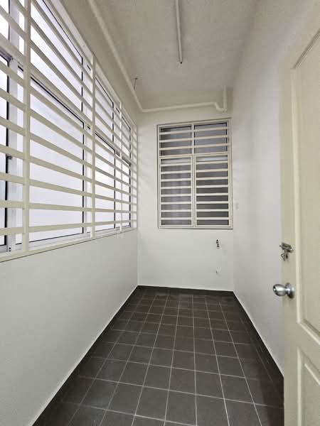 Untuk Dijual - I-Regency Condominium (Ideal Regency)