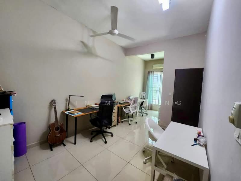 2-storey Terraced House for Sale in Bandar Sri Sendayan (Negeri Sembilan) - Chin Mei Ling - Study - PropertyGuru.com.my