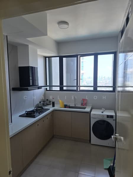 Kondominium untuk Disewa di Brezza Hill - Charlie Loh - Kitchen - PropertyGuru.com.my
