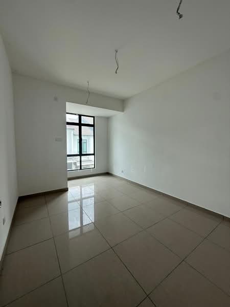 Rumah Teres 2 Tingkat untuk Dijual di Bandar Putra (Kulai) - Li Wei - PropertyGuru.com.my