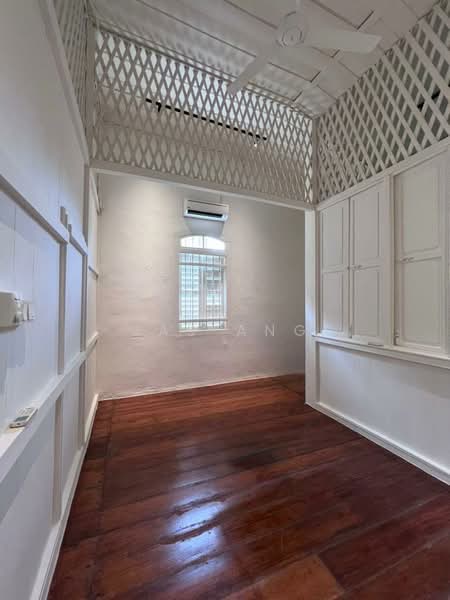 Kedai untuk Disewa di Lebuh Chulia (George Town) - Jas Ang - PropertyGuru.com.my