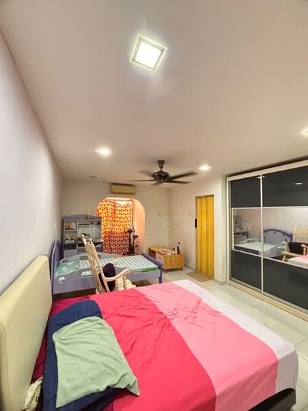 Terraced House for Sale in Bandar Country Homes (Rawang) - Mandy Cheow - Bedroom - PropertyGuru.com.my