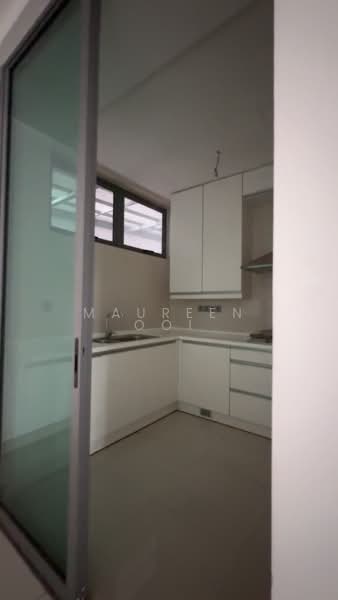 Kondominium untuk Dijual di The View @ Serai Saujana - Maureen Ooi - Kitchen - PropertyGuru.com.my