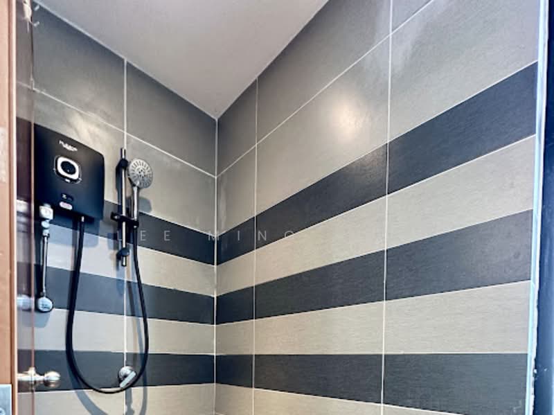 Service Residence for Sale at G Residence - Lee Ming Siow - Bathroom - PropertyGuru.com.my