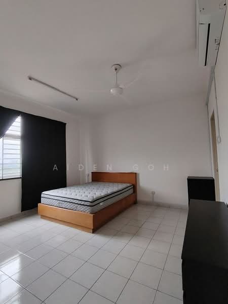 Pangsapuri untuk Disewa di Molek Ria - Aiden Goh - Bedroom - PropertyGuru.com.my