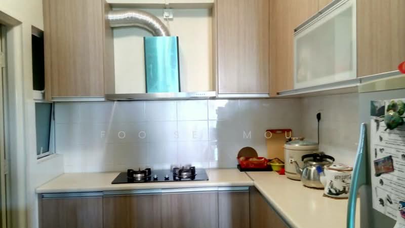 Kondominium untuk Disewa di The Zest @ Kinrara 9 - Foo Sek Mou - Kitchen - PropertyGuru.com.my