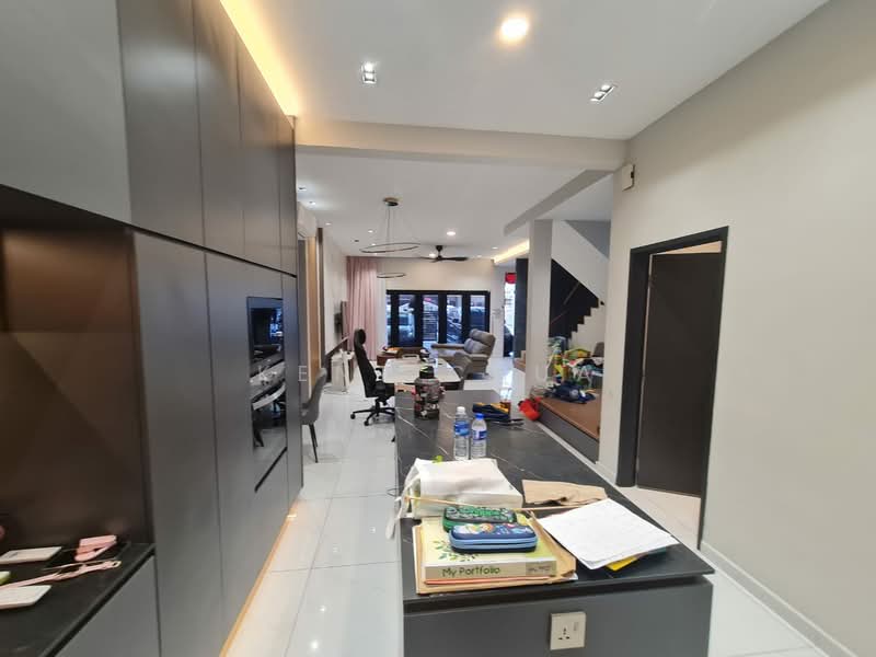 2-storey Terraced House for Sale in Sunway Spk (Kuala Lumpur) - Kent Chua - Living Room - PropertyGuru.com.my