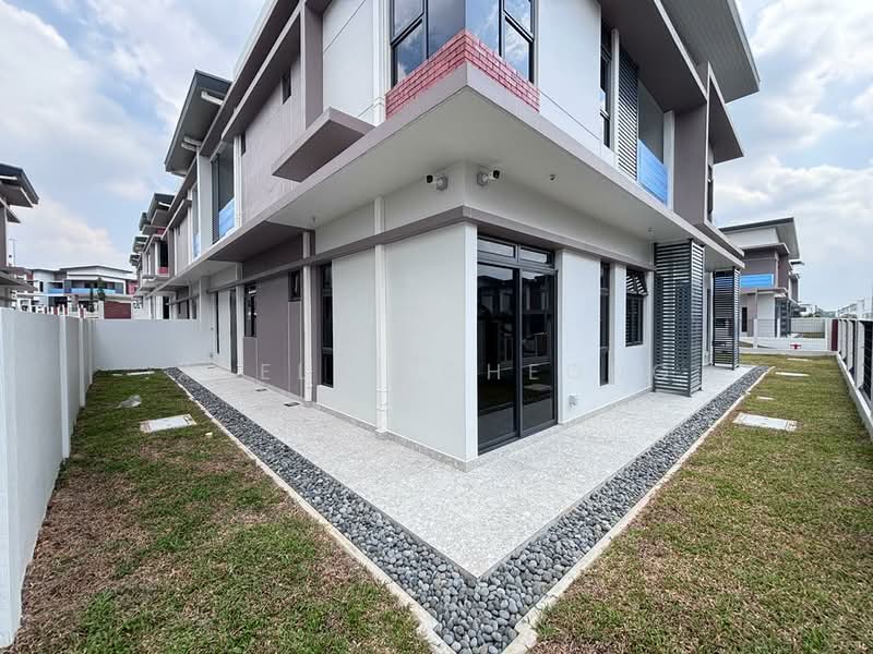 Semi-Detached House for Sale in Bandar Uda Utama (Johor Bahru) - Xuelly Cheong - Exterior - PropertyGuru.com.my