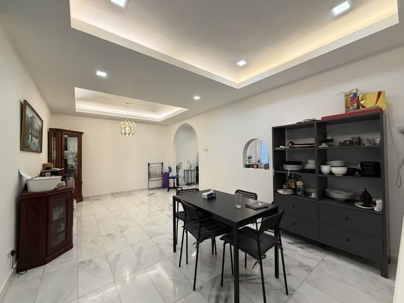 Rumah Teres 2 Tingkat untuk Dijual di Seksyen 4 (Shah Alam) - Amirah Azmi - PropertyGuru.com.my