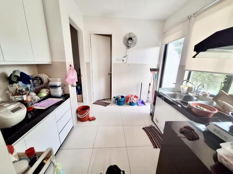 Rumah Berkembar untuk Dijual di Diamond City (Semenyih) - Shazwan CH - Kitchen - PropertyGuru.com.my