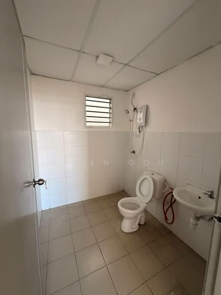 Apartment for Rent at Denai Nusantara Apartment - Aiden Goh - Bathroom - PropertyGuru.com.my