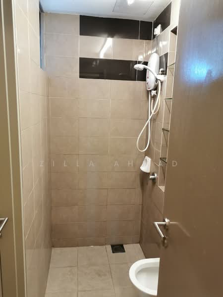 Service Residence for Rent at Vega Residensi 1 - Zilla Ahmad - Bathroom - PropertyGuru.com.my