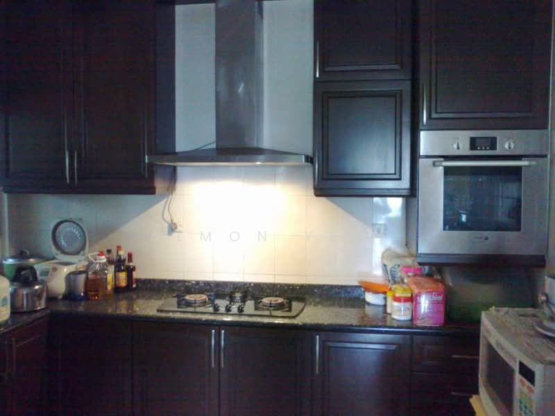 Kondominium untuk Dijual di Platinum Hill PV 5 - Almon Yeap - Kitchen - PropertyGuru.com.my