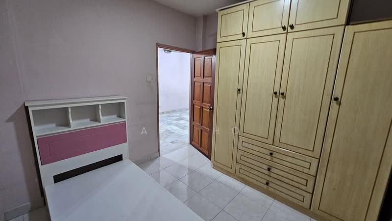 Apartment for Rent at Teratai Mewah Apartment Block 15,17,19,21 - Amy Ho - Bedroom - PropertyGuru.com.my