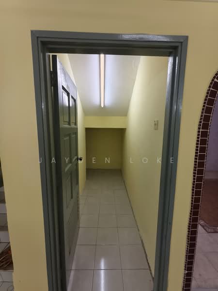 2-storey Terraced House for Sale in Shah Alam (Selangor) - Jayden Loke - Corridor - PropertyGuru.com.my