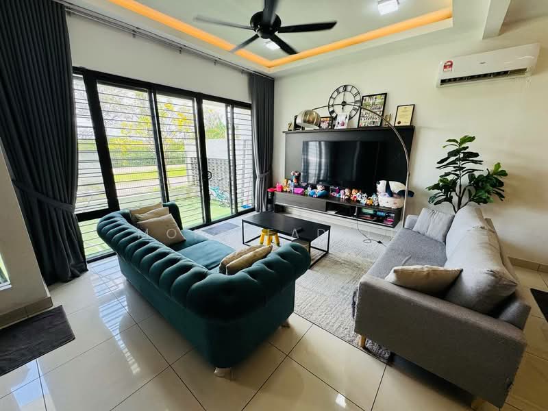 2-storey Terraced House for Sale in Shah Alam (Selangor) - Mohd Fadzli - Living Room - PropertyGuru.com.my