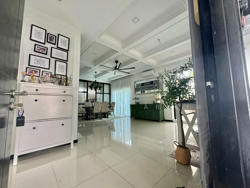Rumah Teres 2 Tingkat untuk Dijual di Sungai Buloh (Selangor) - Masnizah Arifin - Entrance - PropertyGuru.com.my