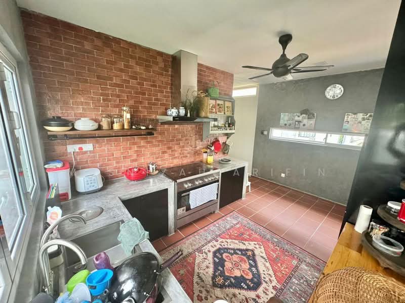 Rumah Teres 2 Tingkat untuk Dijual di Sungai Buloh (Selangor) - Masnizah Arifin - Kitchen - PropertyGuru.com.my