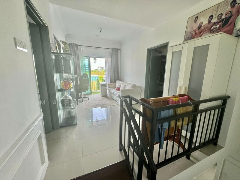 Rumah Teres 2 Tingkat untuk Dijual di Sungai Buloh (Selangor) - Masnizah Arifin - Living Room - PropertyGuru.com.my