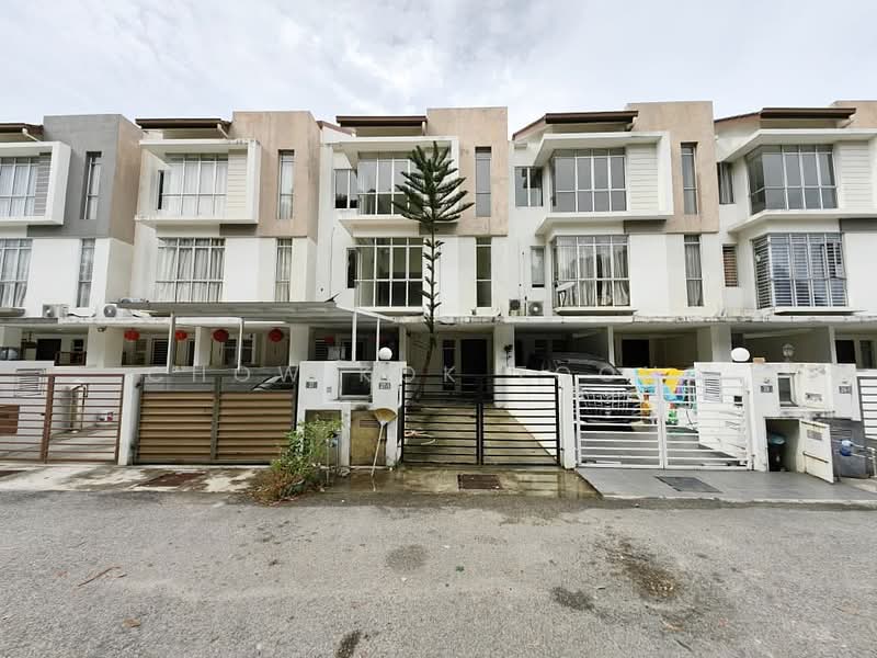 Rumah Bandar untuk Dijual di Puchong (Selangor) - Chow Kok Toong - Exterior - PropertyGuru.com.my