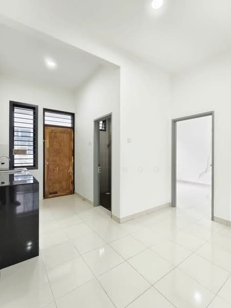 2-storey Terraced House for Sale in Johor Bahru (Johor) - Jane Ngoi - Kitchen - PropertyGuru.com.my
