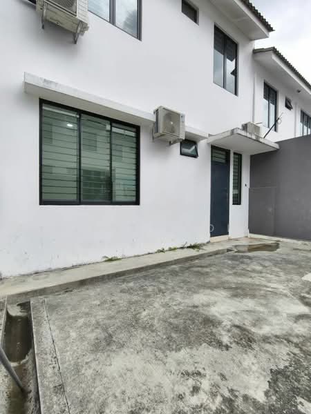 2-storey Terraced House for Sale in Johor Bahru (Johor) - Jane Ngoi - Exterior - PropertyGuru.com.my