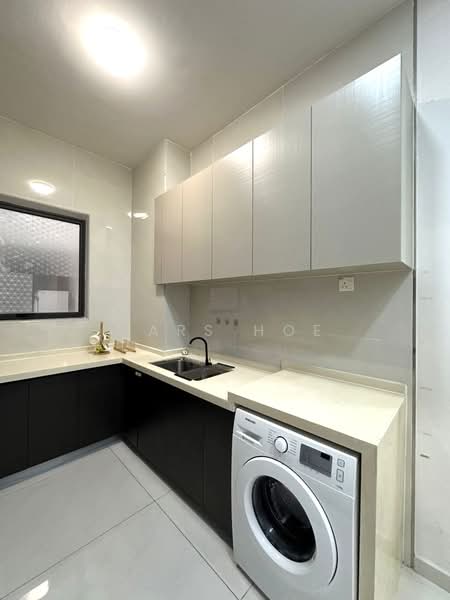 Condominium for Sale at Royal Strand @ Country Garden Danga Bay - Mars Hoe - PropertyGuru.com.my
