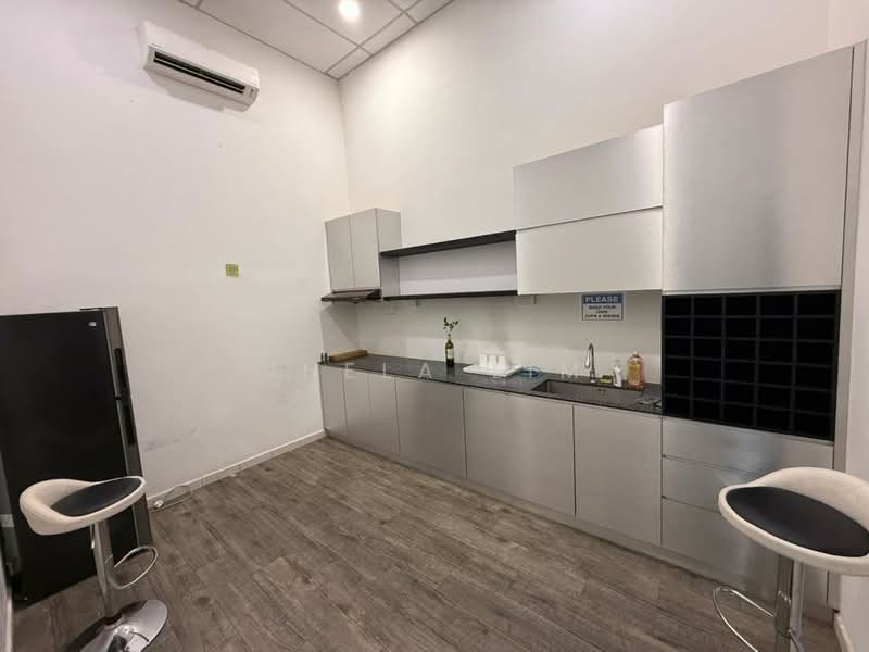 Semi-D Factory for Sale in Gelang Patah (Johor) - Shela Lim - Kitchen - PropertyGuru.com.my