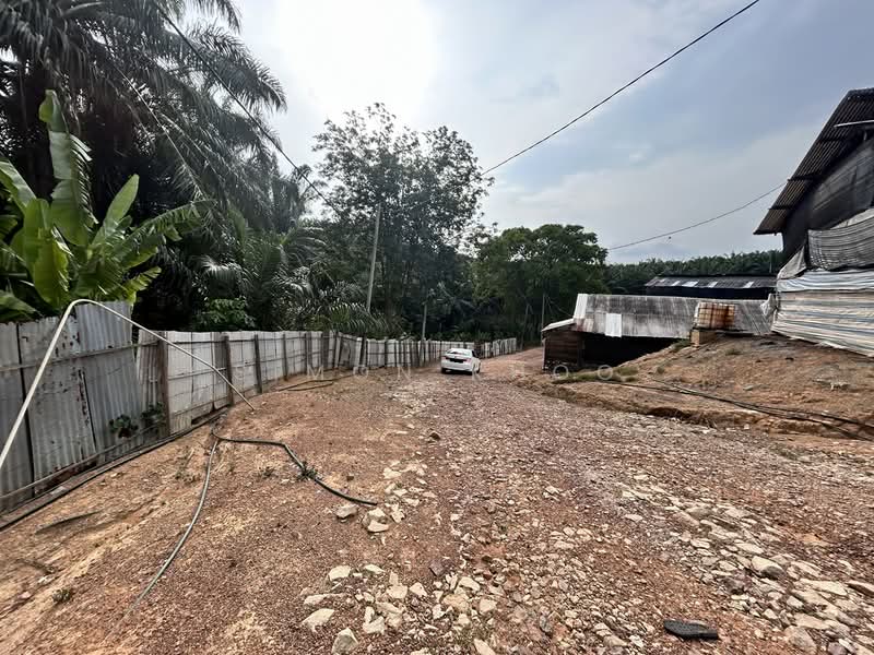 Agricultural Land for Sale in Simpang Gading (Durian Tunggal) - Simon Khoo - Exterior - PropertyGuru.com.my