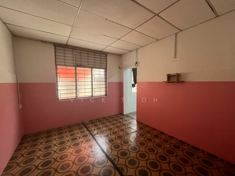 Untuk Disewa - 2sty Bungalow Commercial use Pulau Tikus Homestay Retails