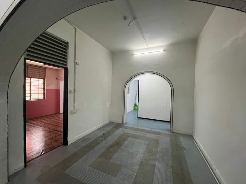 Untuk Disewa - 2sty Bungalow Commercial use Pulau Tikus Homestay Retails