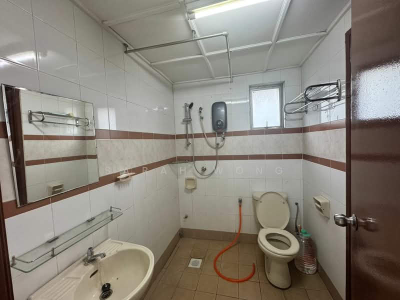 Servis Apartment untuk Disewa di Rhythm Avenue - Sarah Wong - Bathroom - PropertyGuru.com.my