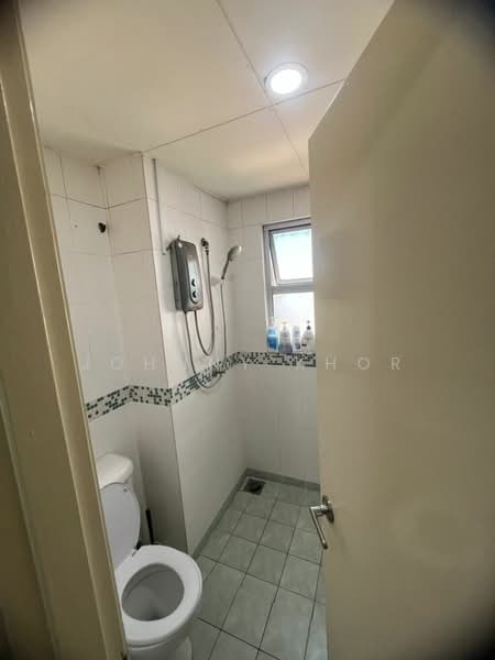 Kondominium untuk Disewa di Seri Maya Condominium - Johnny Khor - Bathroom - PropertyGuru.com.my