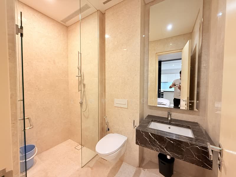 Service Residence for Sale at Banyan Tree Signatures - Jimmi Low - Bathroom - PropertyGuru.com.my