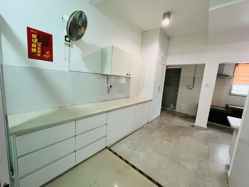 Rumah Teres 2 Tingkat untuk Disewa di Sering Ukay (Ampang) - Zaidah Ahmad - Kitchen - PropertyGuru.com.my