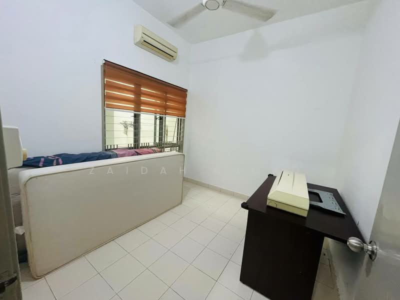 Rumah Teres 2 Tingkat untuk Disewa di Sering Ukay (Ampang) - Zaidah Ahmad - Bedroom - PropertyGuru.com.my