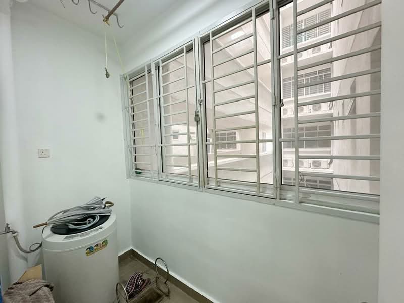 Pangsapuri untuk Dijual di Nusa Heights (Nusa Puncak) - Jayden Lim - Balcony - PropertyGuru.com.my