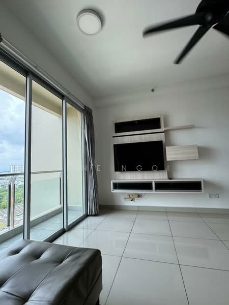 Pangsapuri untuk Dijual di Austin Suites (Permata Austin) - Jane Ngoi - Living Room - PropertyGuru.com.my