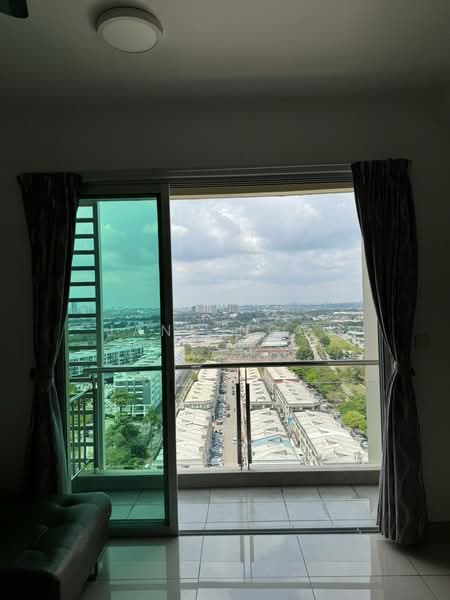 Pangsapuri untuk Dijual di Austin Suites (Permata Austin) - Jane Ngoi - Balcony - PropertyGuru.com.my
