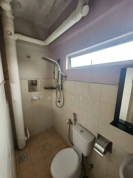 Servis Apartment untuk Disewa di Avelon Tower @ Plaza Medan Putra - Sam Yee - Bathroom - PropertyGuru.com.my