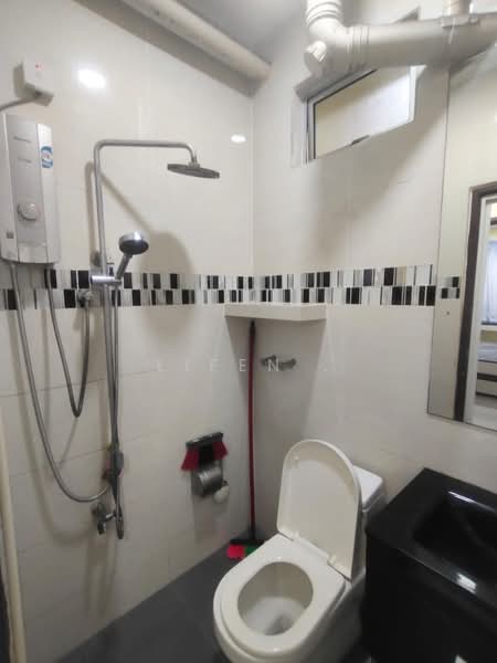 Pangsapuri untuk Disewa di Bayu Puteri 1 - Lifen . - PropertyGuru.com.my