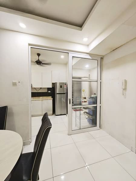 Pangsapuri untuk Dijual di The Twin Residences - Sufi Norman - Kitchen - PropertyGuru.com.my